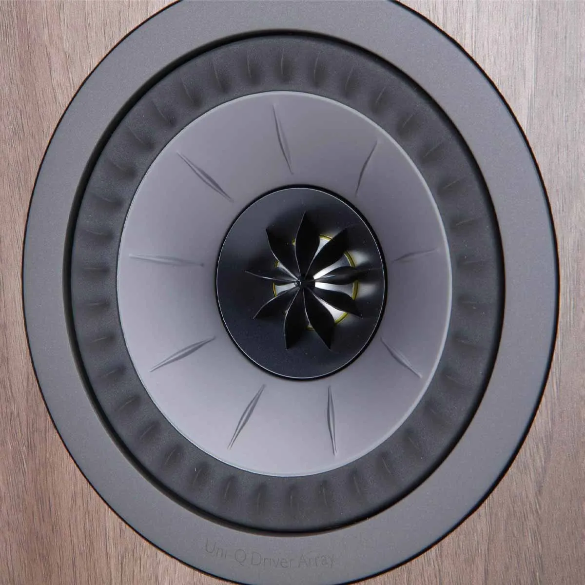 KEF Q150 Bookshelf Speakers - Pair