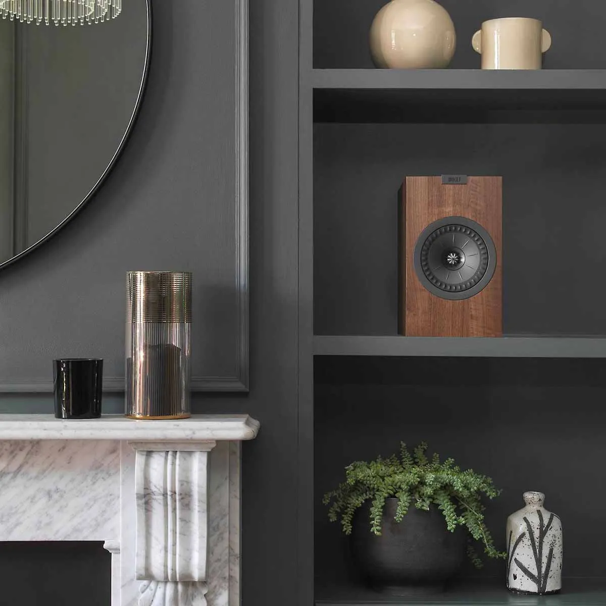KEF Q150 Bookshelf Speakers - Pair