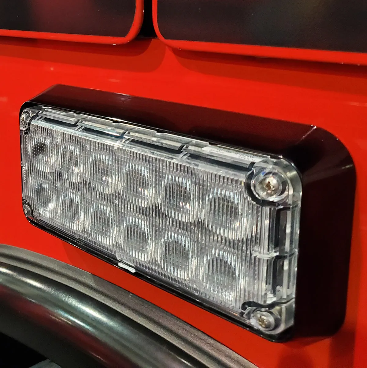 R37 Revolution Series DOT Series LED Light